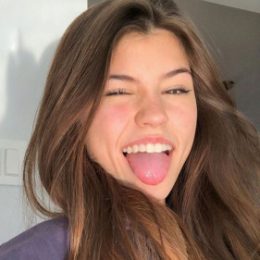 Profile picture of Bella998