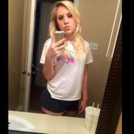 Profile picture of trina448